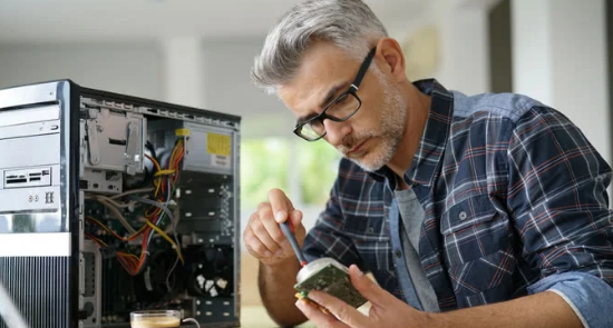 Why Computer Servicing and Repair Is Essential for Small Business Owners