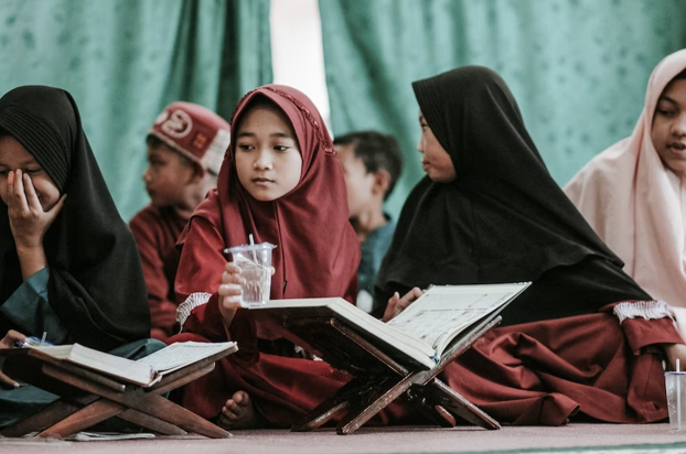 Traditions in Muslim Schools